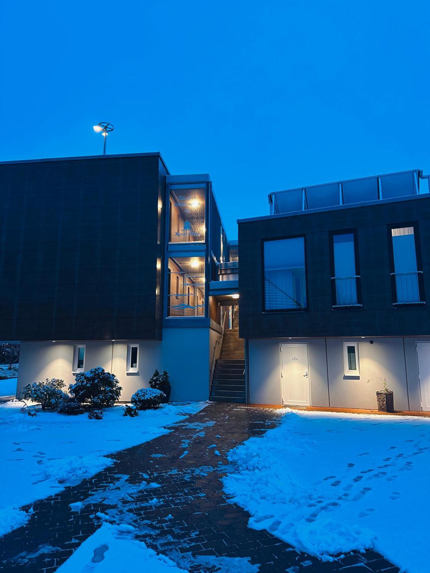 Kanal-Haus "Das Gaestehaus Direkt Am Nok" Osterronfeld Exterior photo