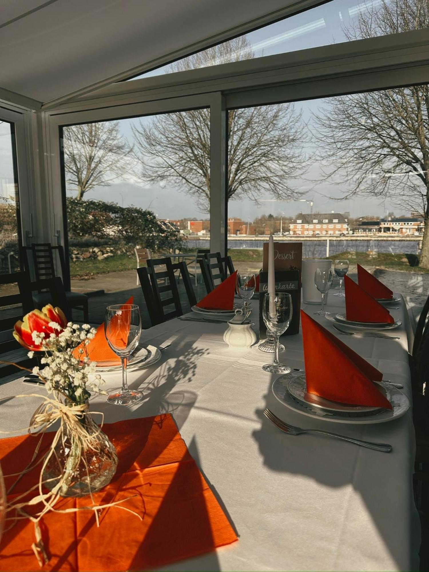 Kanal-Haus "Das Gaestehaus Direkt Am Nok" Osterronfeld Exterior photo